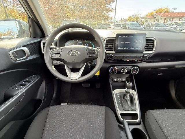 2025 Hyundai Venue SE San Clemente CA