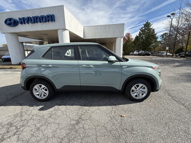 2025 Hyundai Venue SE San Clemente CA