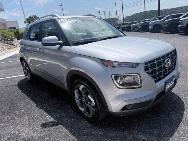 2025 Hyundai Venue SEL Kerrville TX