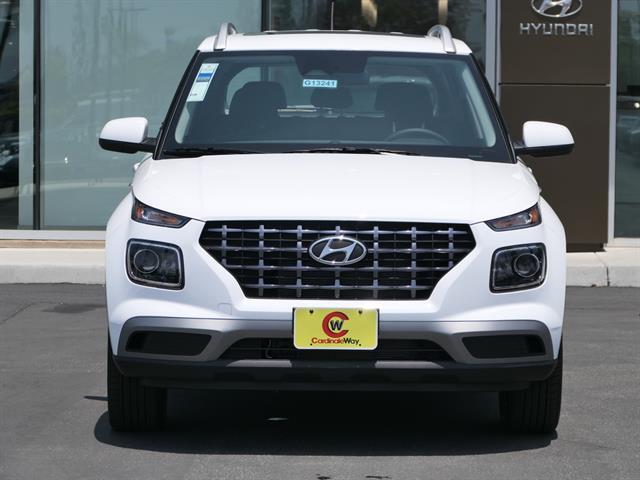 2025 Hyundai Venue SEL Glendora CA