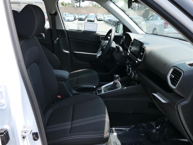 2025 Hyundai Venue SEL Glendora CA