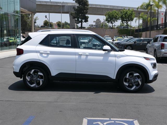 2025 Hyundai Venue SEL Glendora CA