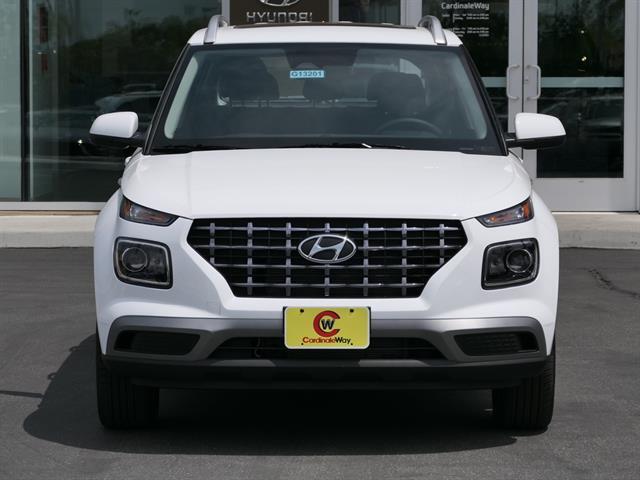 2025 Hyundai Venue SEL Glendora CA