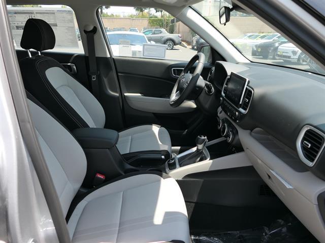 2025 Hyundai Venue SEL Glendora CA