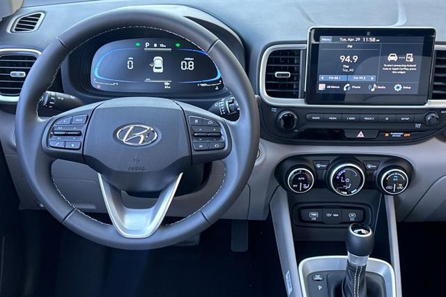 2025 Hyundai Venue SEL