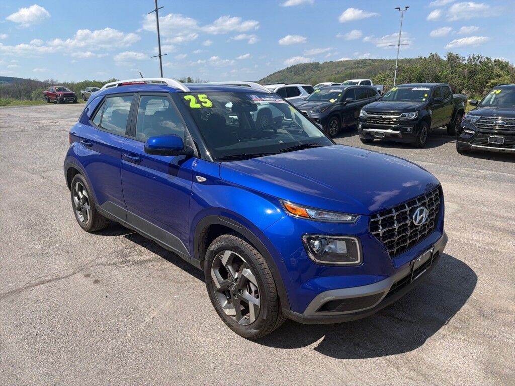 2025 Hyundai Venue SEL Cooperstown NY