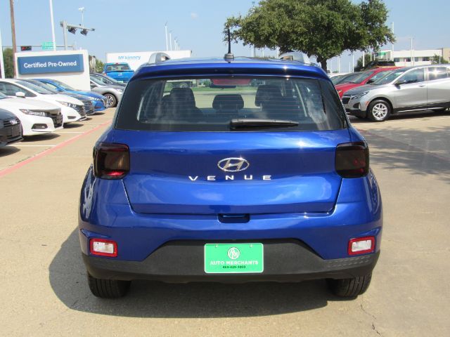 2025 Hyundai Venue SEL Limited photo 8