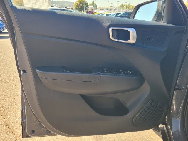 2025 Hyundai Venue SEL Roseville CA