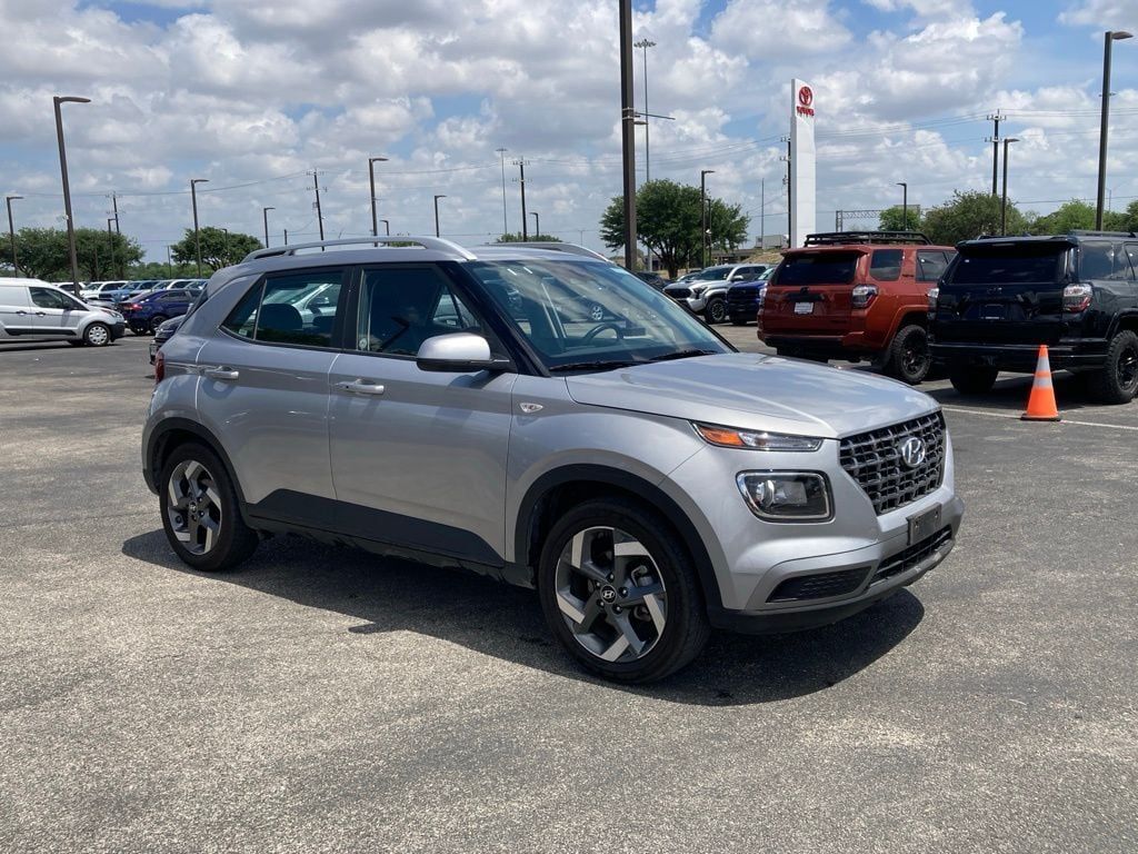 2025 Hyundai Venue SEL