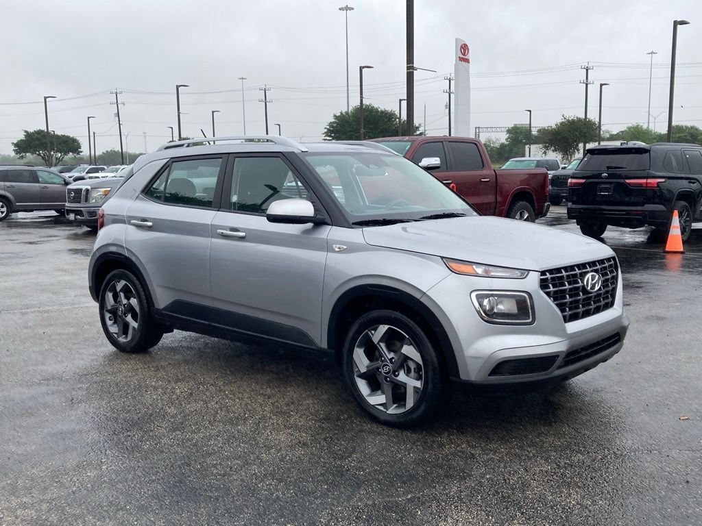 2025 Hyundai Venue SEL