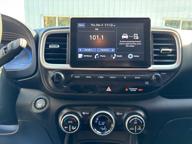 2025 Hyundai Venue SEL Seffner FL