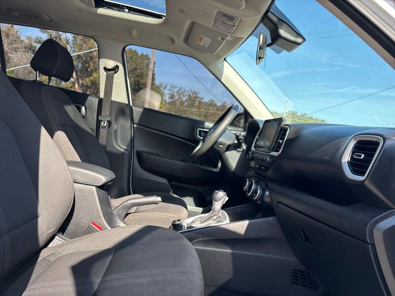 2025 Hyundai Venue SEL Seffner FL