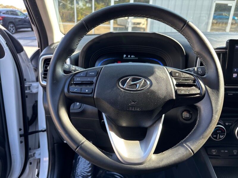 2025 Hyundai Venue SEL Seffner FL