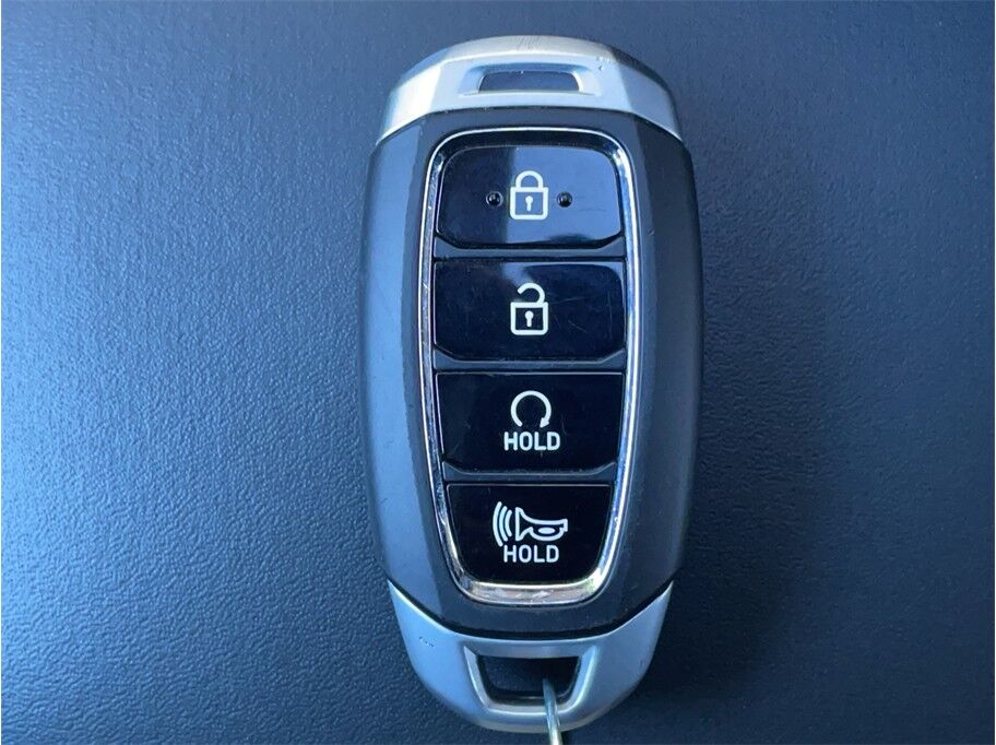 2025 Hyundai Venue SEL Sport Utility 4D Port Orchard WA