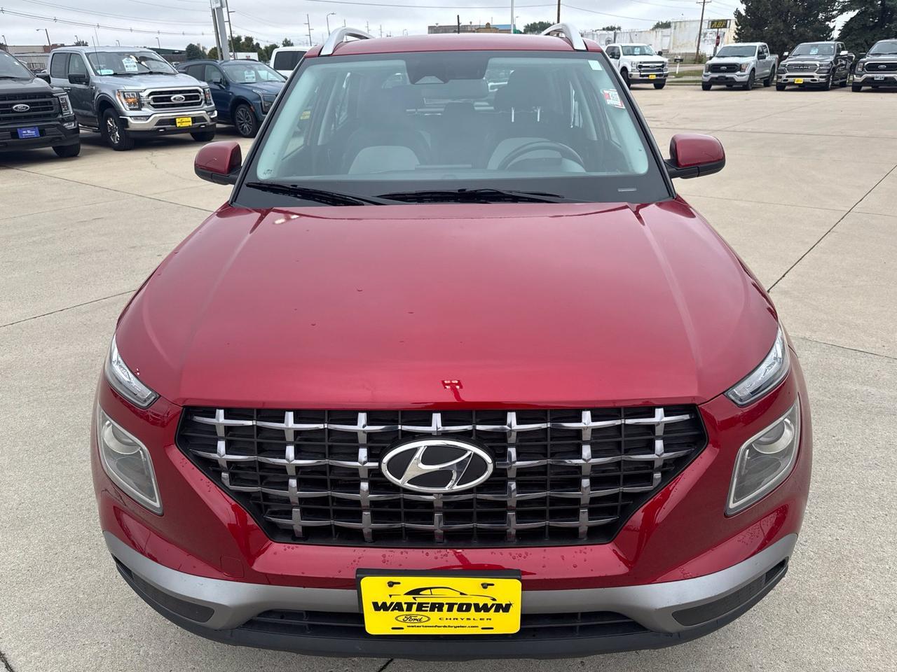 2025 Hyundai Venue SEL Watertown SD