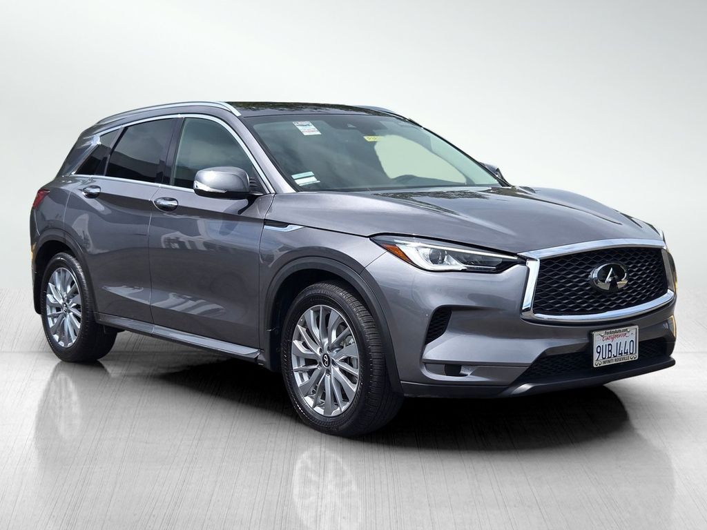 2025 INFINITI QX50 LUXE