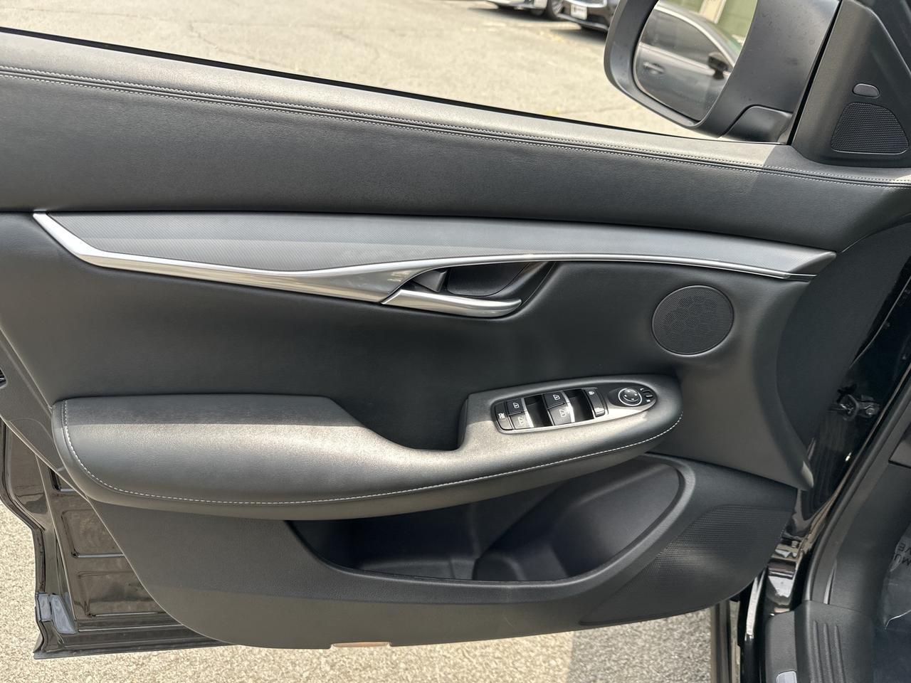 2025 INFINITI QX50 PURE Chantilly VA