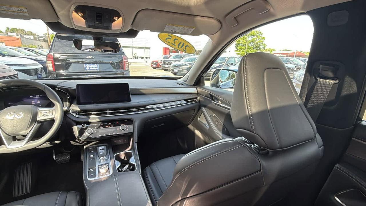 2025 INFINITI QX60 LUXE Medford MA