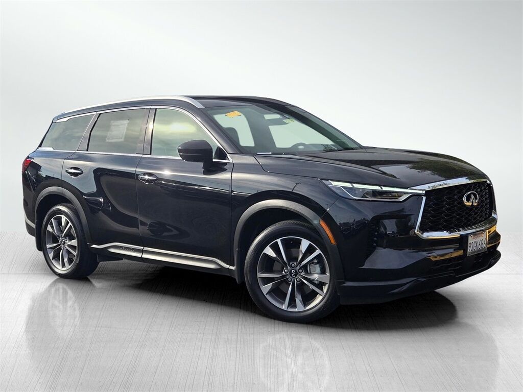2025 INFINITI QX60 LUXE