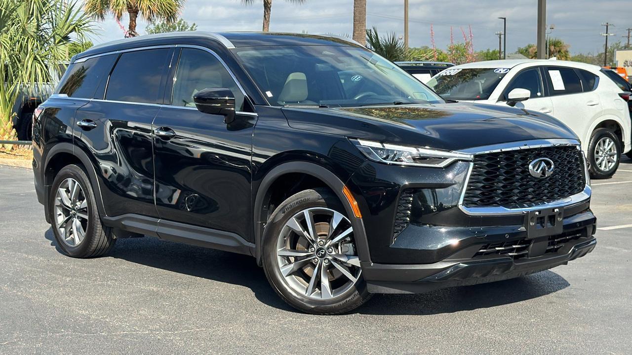 2025 INFINITI QX60 LUXE
