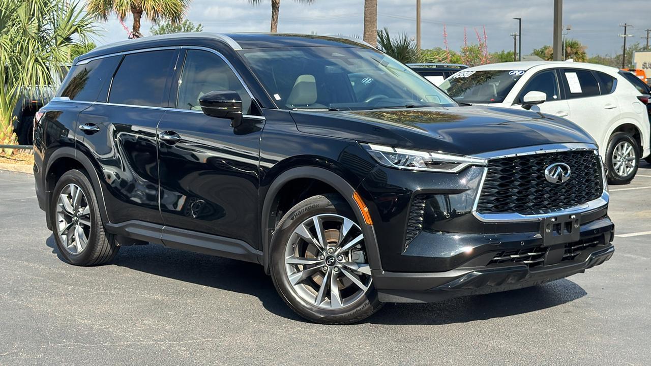 2025 INFINITI QX60 LUXE