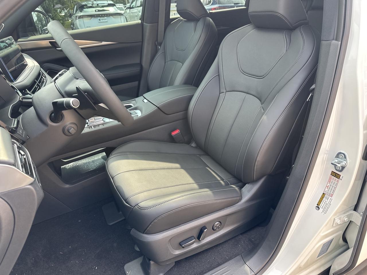 2025 INFINITI QX60 LUXE Chantilly VA