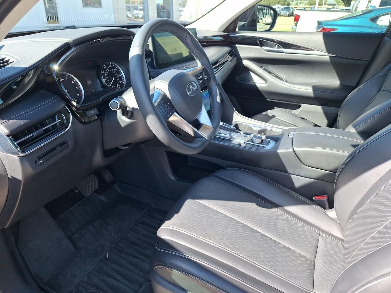 2025 INFINITI QX60 PURE Hurst TX