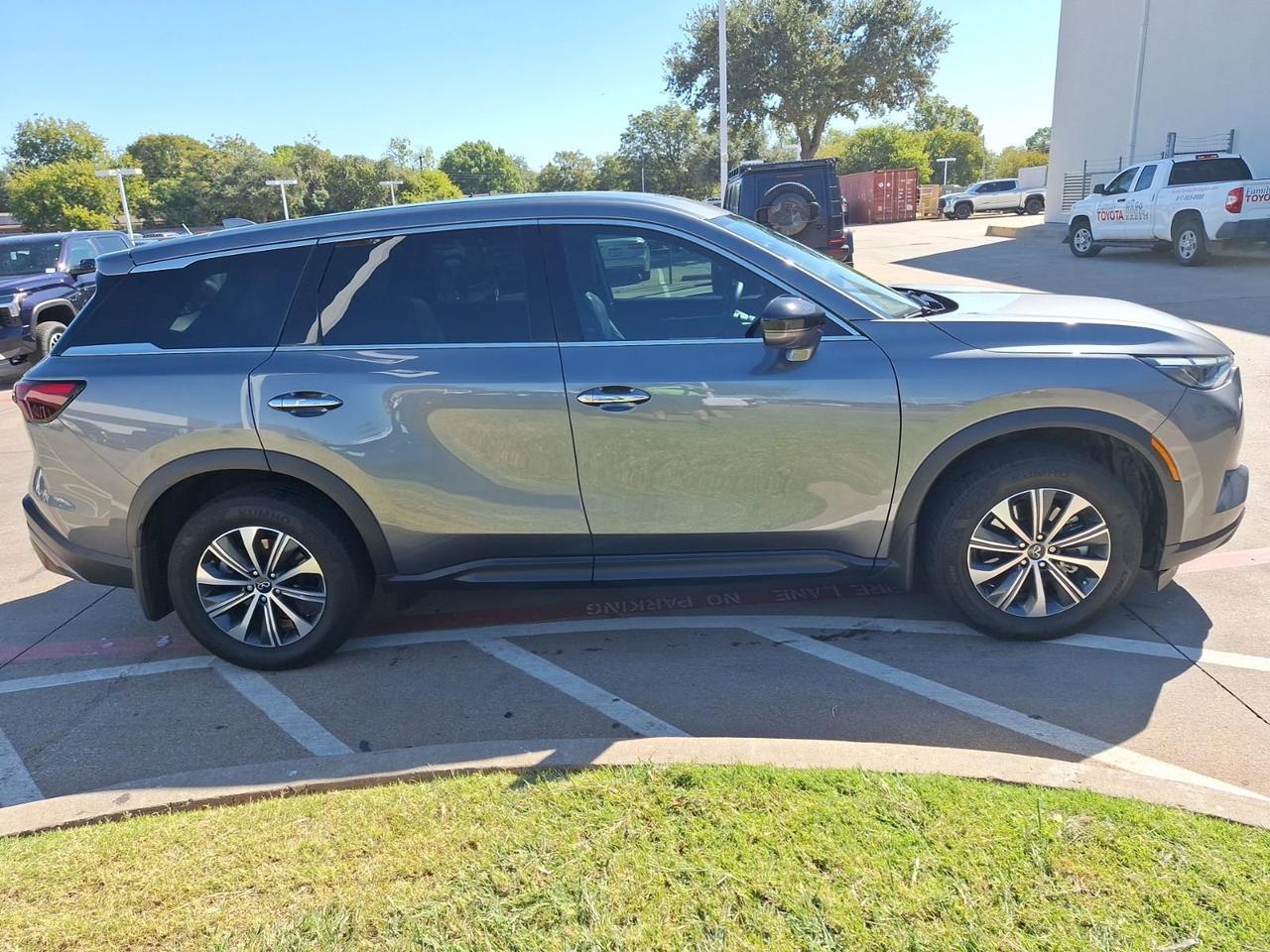 2025 INFINITI QX60 PURE Hurst TX