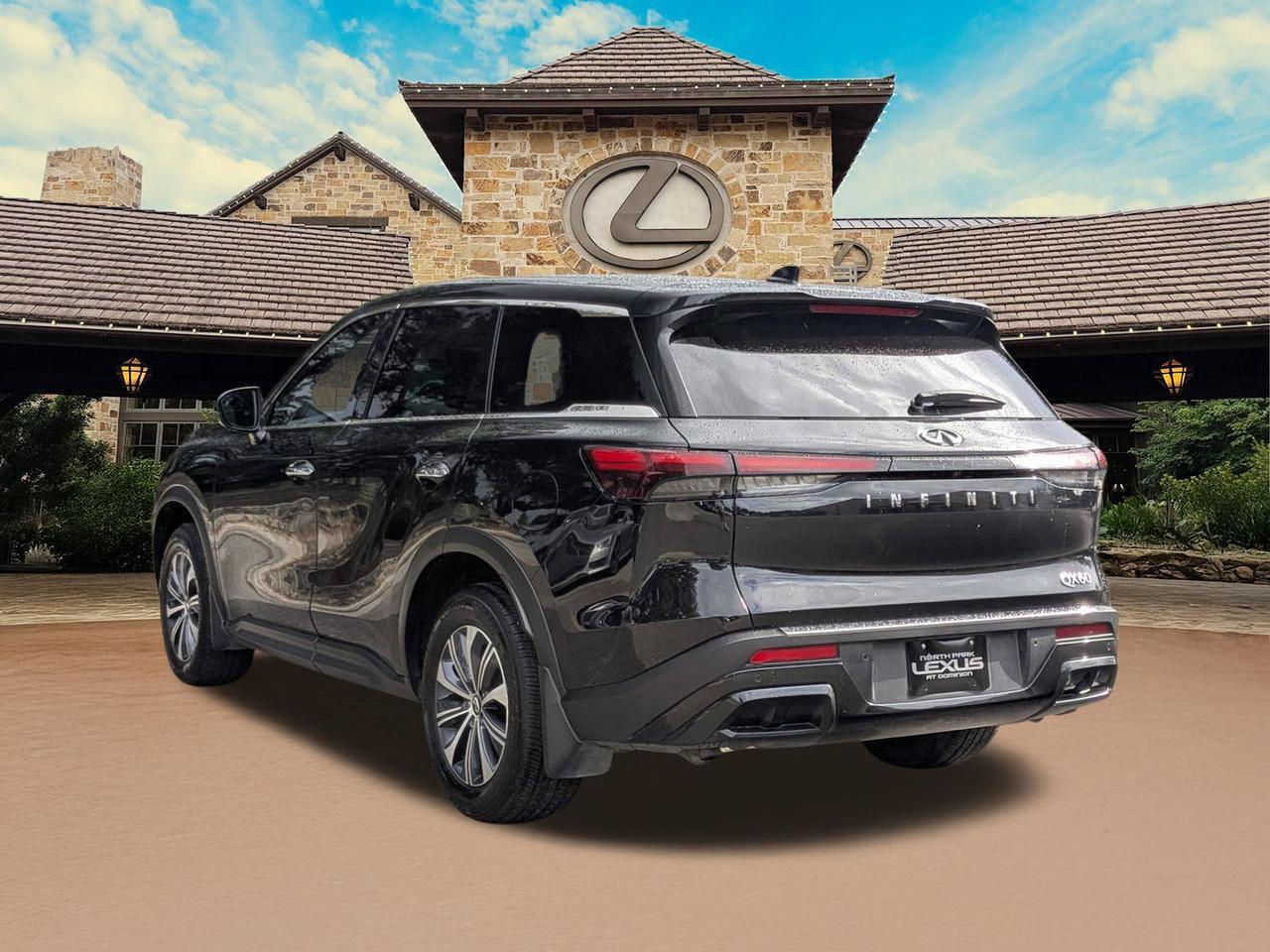 2025 INFINITI QX60 PURE