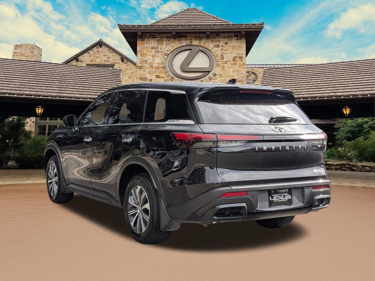2025 INFINITI QX60 PURE
