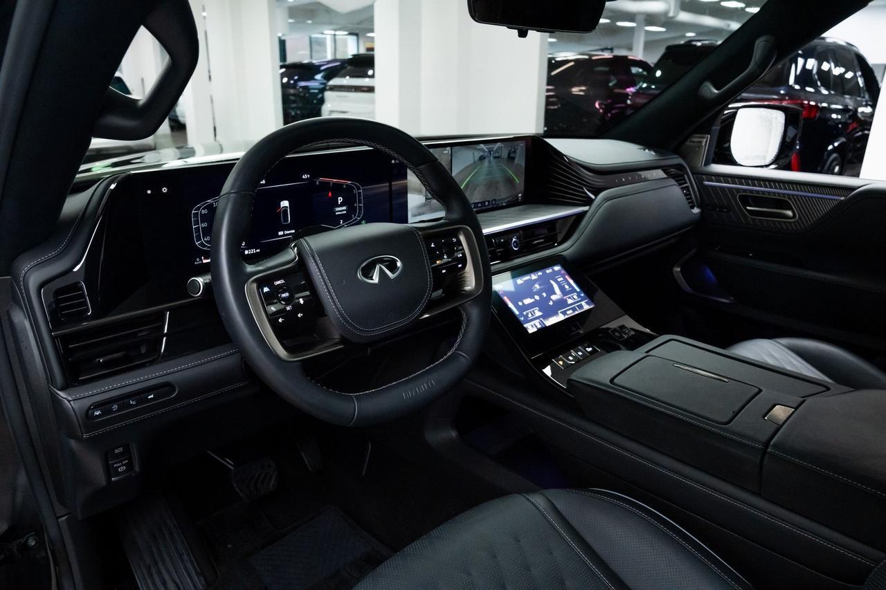 2025 INFINITI QX80 AUTOGRAPH 1 Owner Autograph Exterior Package Premium Cargo P Portland OR