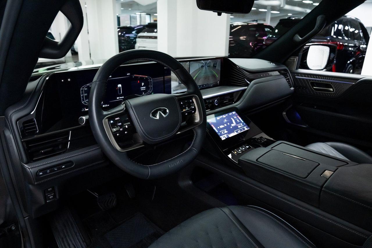 2025 INFINITI QX80 AUTOGRAPH 1 Owner Autograph Exterior Package Premium Cargo P Portland OR