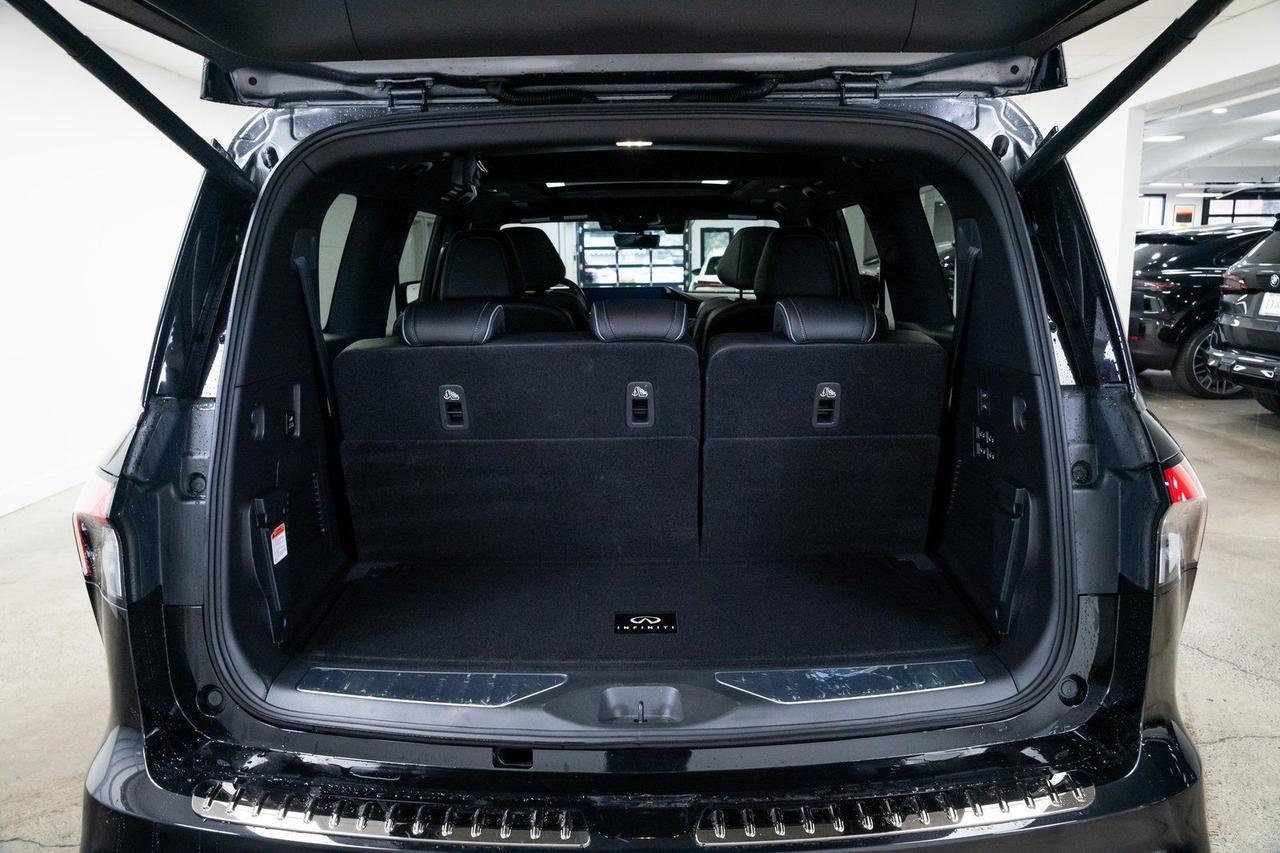 2025 INFINITI QX80 AUTOGRAPH 1 Owner Autograph Exterior Package Premium Cargo P Portland OR