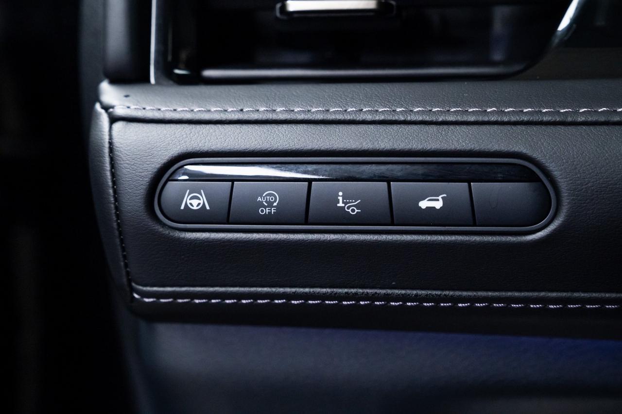 2025 INFINITI QX80 AUTOGRAPH 1 Owner Autograph Exterior Package Premium Cargo P Portland OR