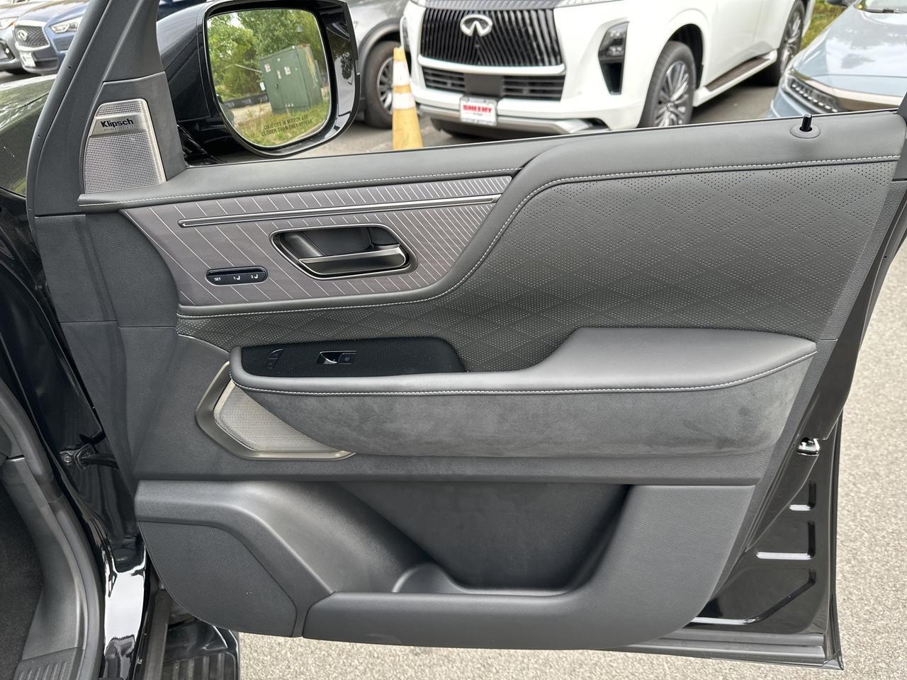 2025 INFINITI QX80 AUTOGRAPH Chantilly VA