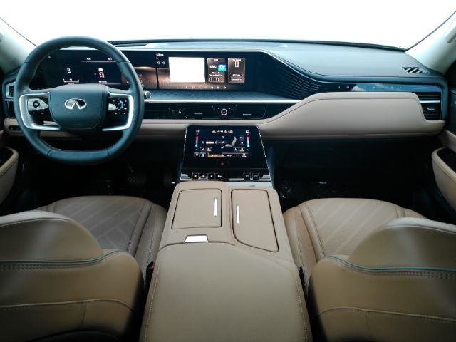 2025 INFINITI QX80 LUXE