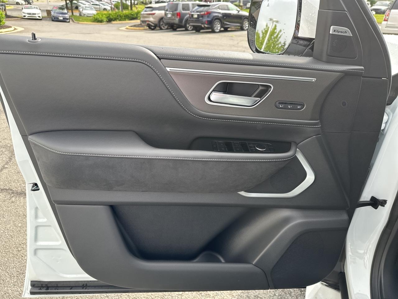 2025 INFINITI QX80 LUXE Chantilly VA