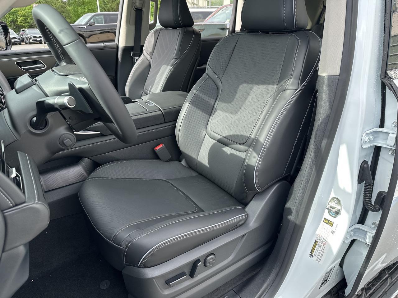 2025 INFINITI QX80 LUXE Chantilly VA