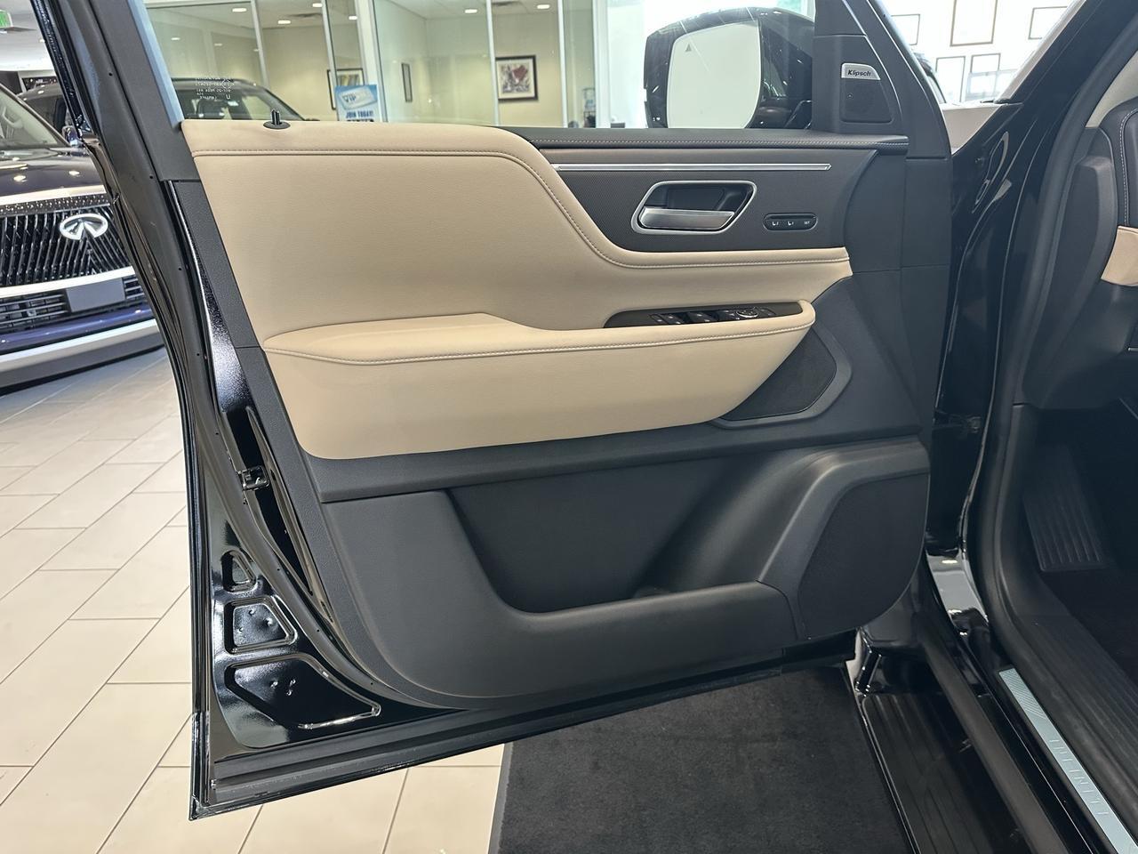 2025 INFINITI QX80 PURE Annapolis MD