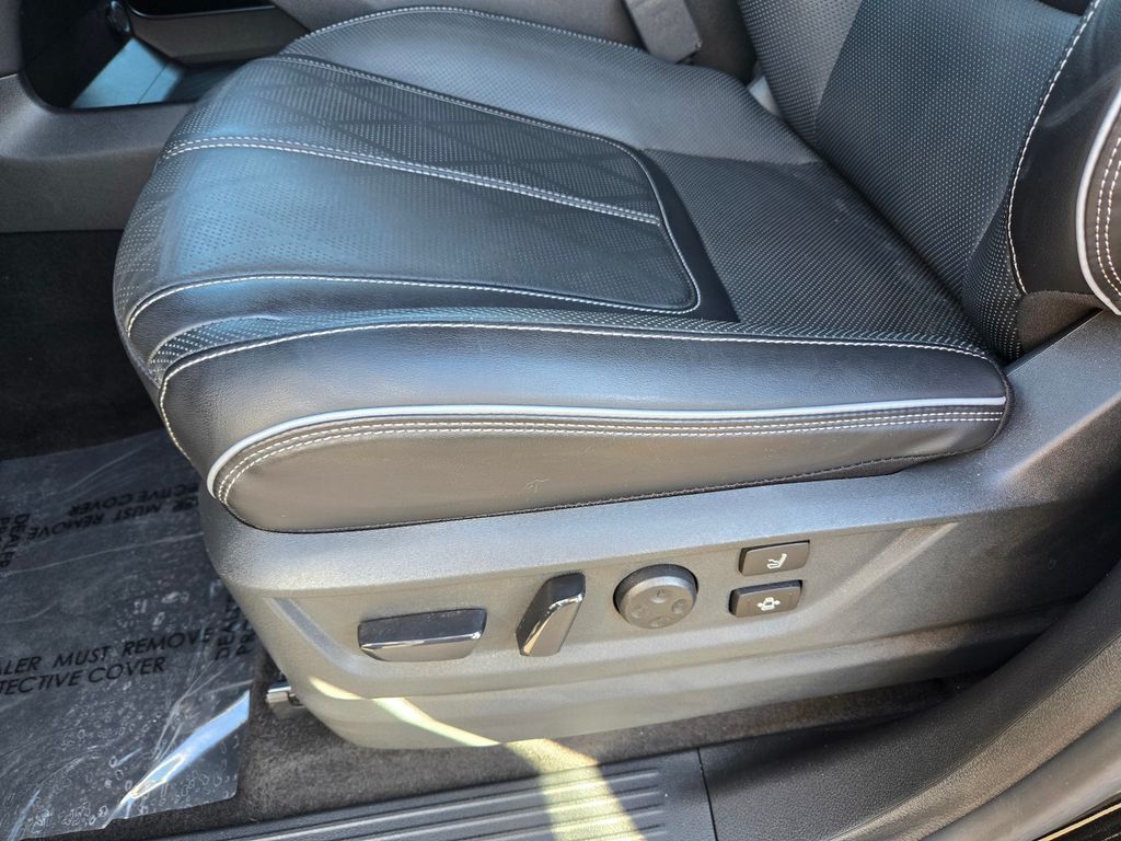 2025 INFINITI QX80 SENSORY Roseville CA