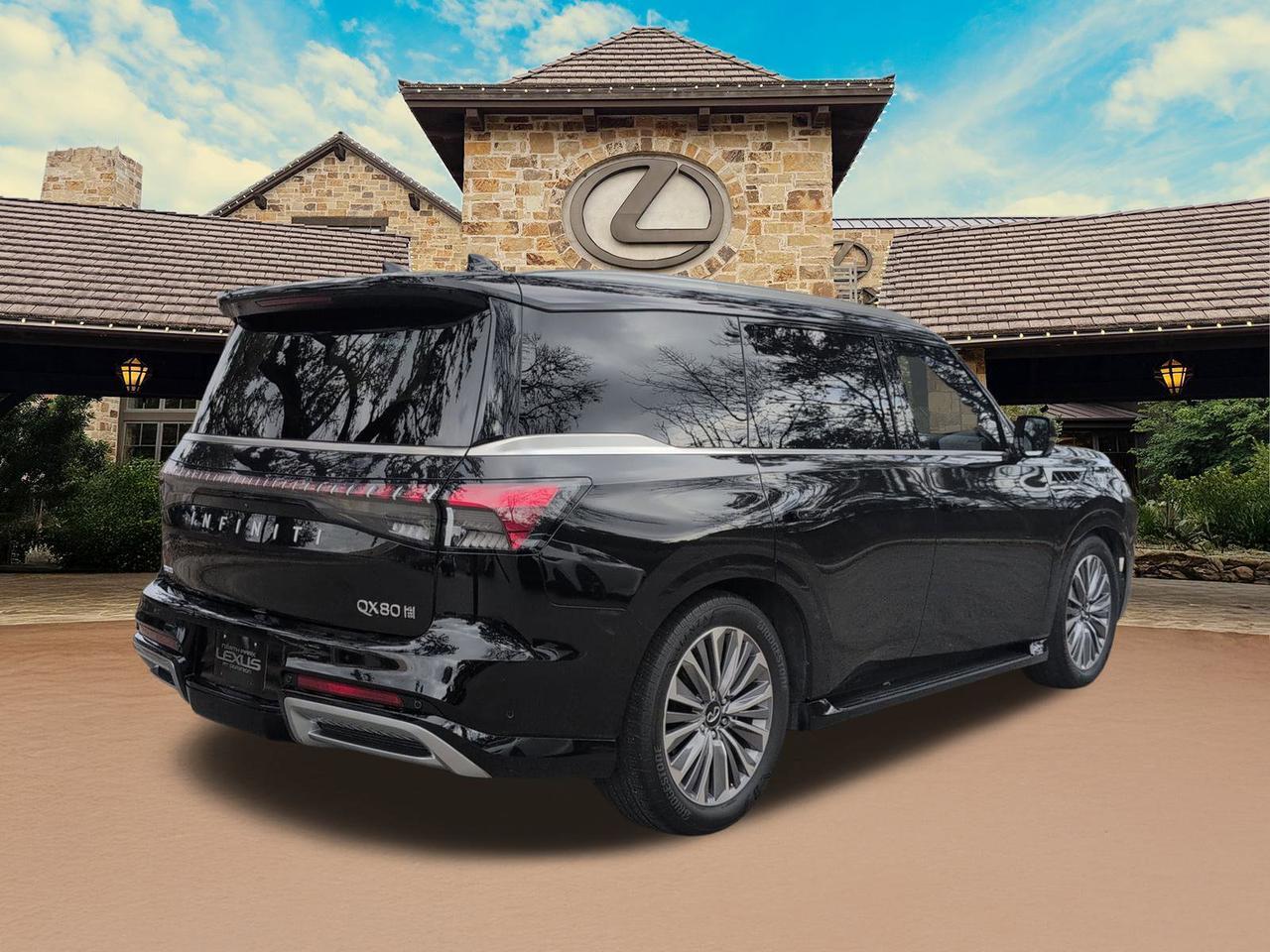 2025 INFINITI QX80 SENSORY