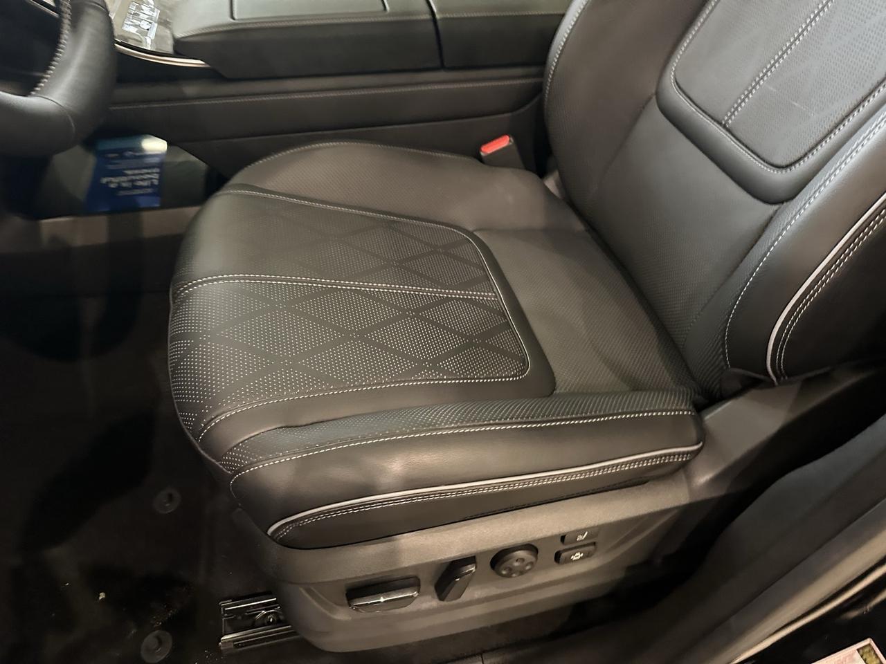 2025 INFINITI QX80 SENSORY Annapolis MD