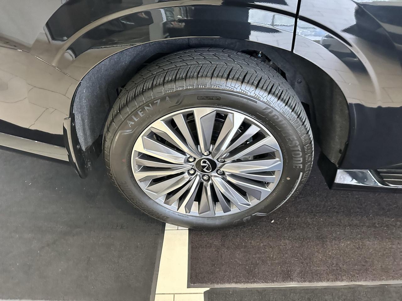 2025 INFINITI QX80 SENSORY Annapolis MD