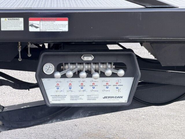 2025 International MV607 EXT Jerr-Dan 22' Rollback Car Carrier Truck with Autogrip Miami FL