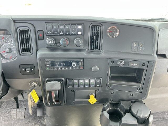 2025 International MV607 Extended Cab Jerr-Dan MPL60 Heavy Duty Wrecker Truck Tampa FL