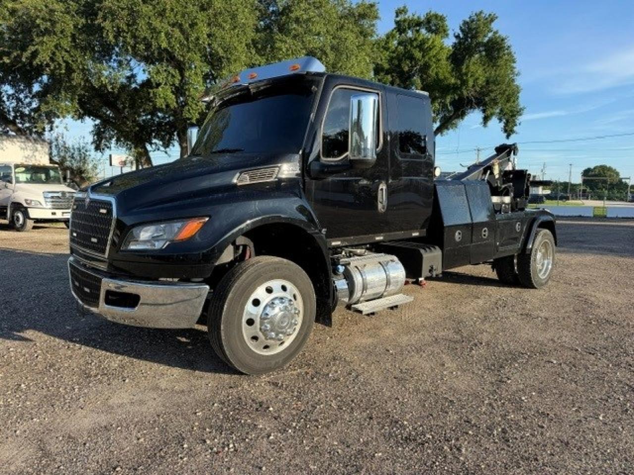 2025 International MV607 Jerr-Dan MPL-60 12-Ton Wrecker Truck