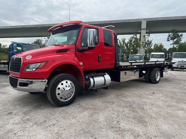 2025 International MV607 SBA Extended Cab 22' Jerr-Dan Rollback Car Carrier Truck