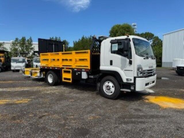 2025 Isuzu FTR