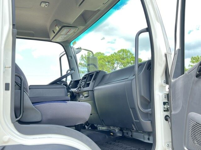 2025 Isuzu FTR 18' Aluminum Stake Bed Truck with 4K Truck Mounted Forklift Homestead FL