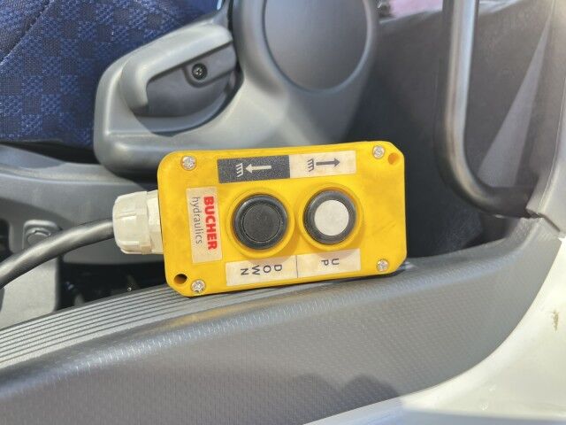 2025 Isuzu FTR 20'+4' Steel Stake Bed Dovetail Truck Homestead FL